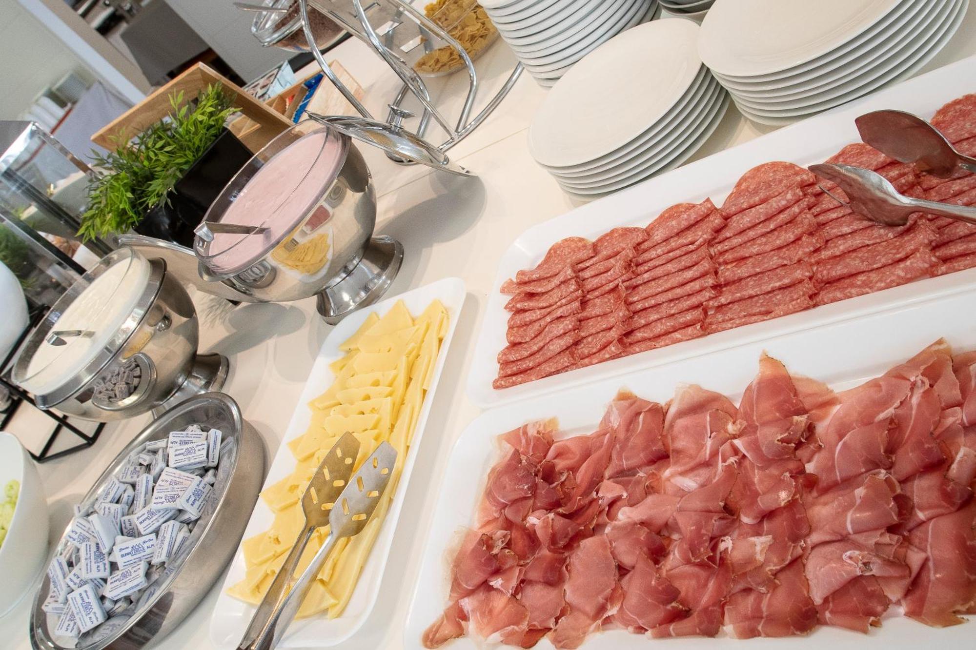 Imperial Palace Hotel