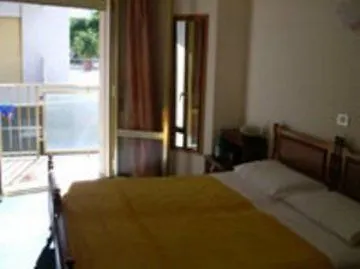 Imperial Palace Hotel 3*