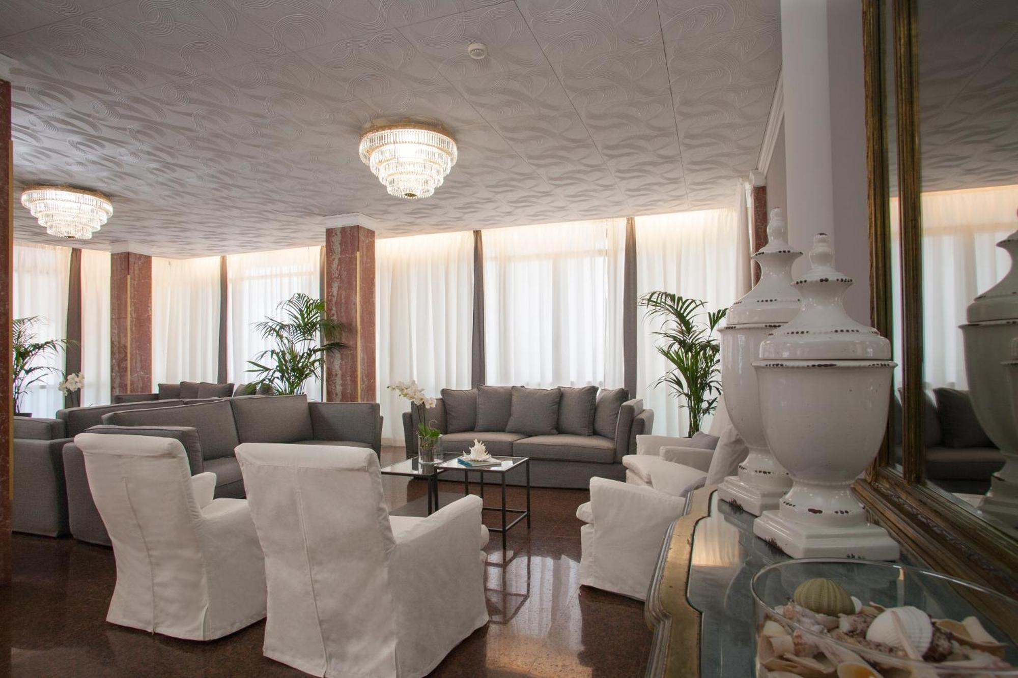 Hotel Imperial Palace 3*