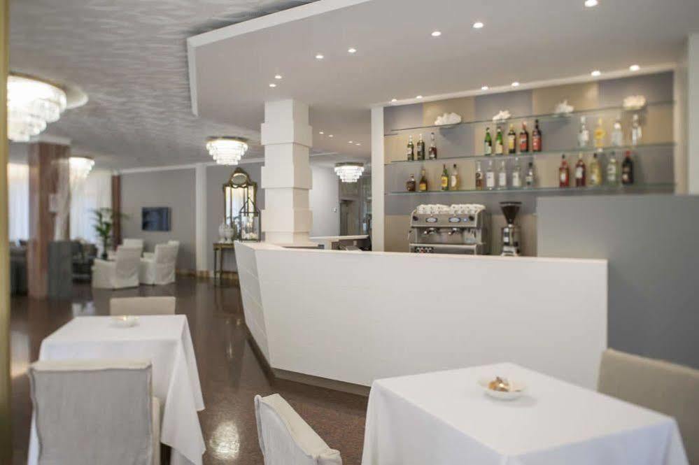 Hotel Imperial Palace